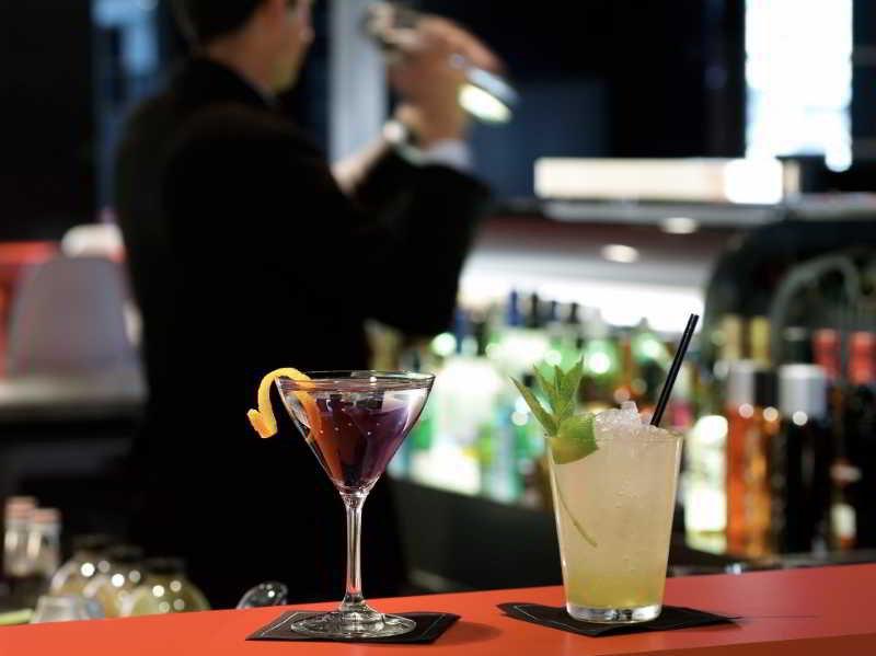 Hotel Citizenm Schiphol Airport Amsterdam Airport Schiphol Esterno foto Cocktail